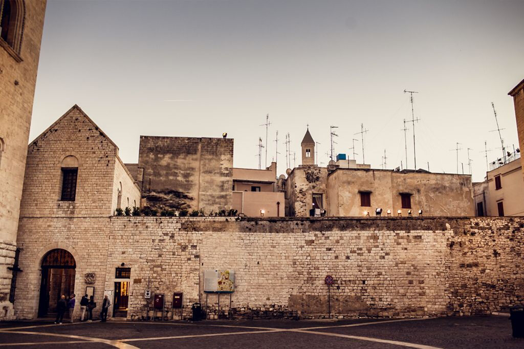 Basilica di San Nicola & Crypta: Guided Tour