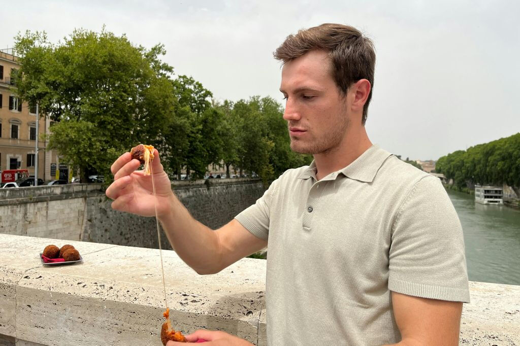 Roma: Tour gastronômico noturno para pequenos grupos