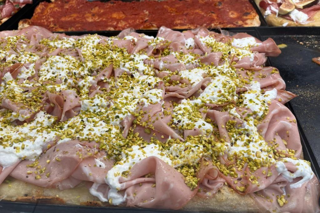 Roma: Tour gastronômico noturno para pequenos grupos