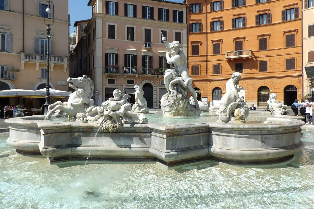 Rome: Famous Squares and Fountains Walking Tour