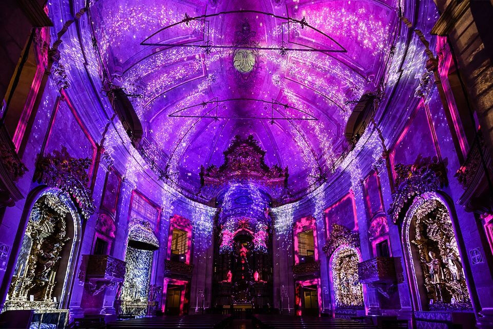 Espectáculo de Luz Spiritus en la iglesia de los Clérigos