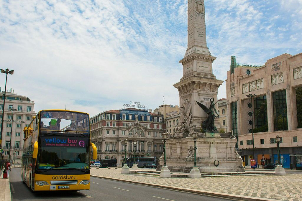 Ônibus Amarelo Lisboa: 24 ou 48 horas de Hop-on Hop-off Bus Tour