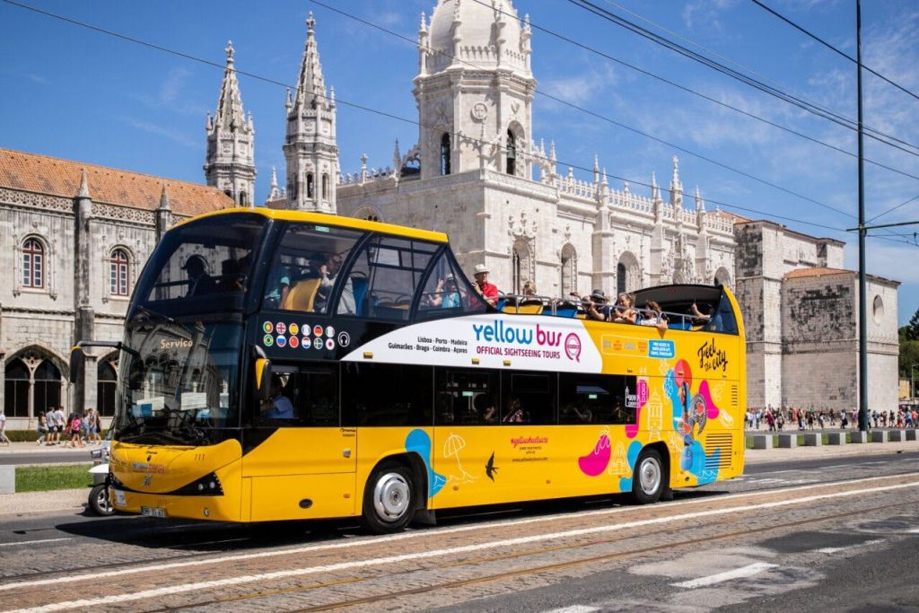 Ônibus Amarelo Lisboa: 24 ou 48 horas de Hop-on Hop-off Bus Tour