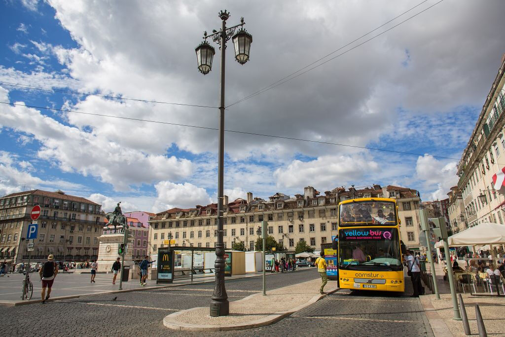 Ônibus Amarelo Lisboa: 24 ou 48 horas de Hop-on Hop-off Bus Tour