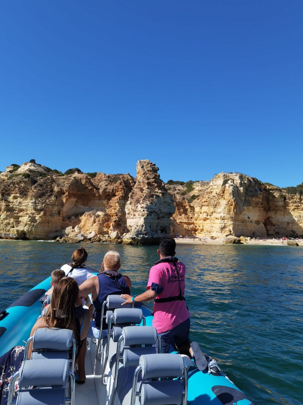 Benagil Caves & Praia da Marinha: Boat Tour from Portimão
