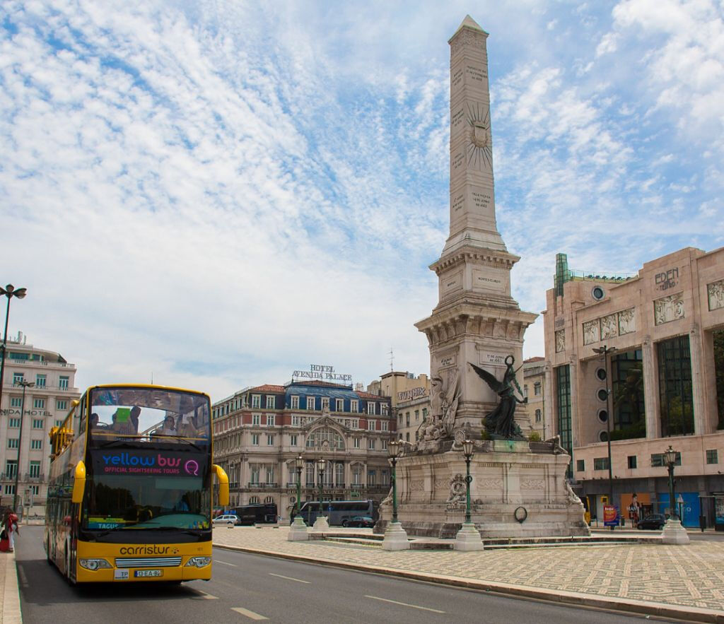 Yellow Bus Lisboa: Autobús Hop-on Hop-off de 48 horas + Crucero por el río