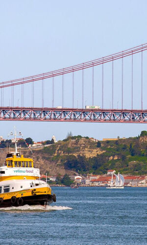 Lisboa: Passeio de barco hop-on hop-off por Yellow Boat