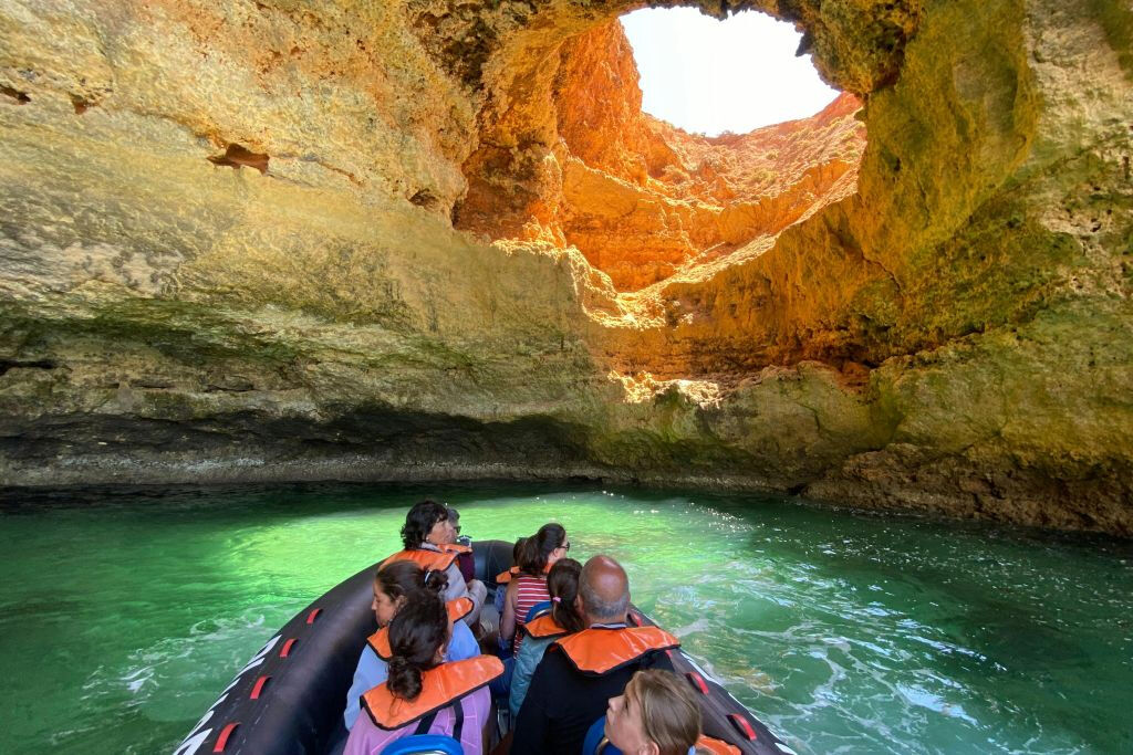 Cueva de Benagil: Excursión en barco desde Lagos
