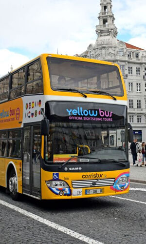 Yellow Bus Porto
