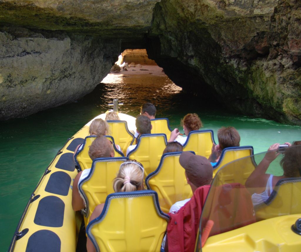 Tour in Barca Grotte e Avvistamento Delfini da Albufeira - Insónia (semirigida)