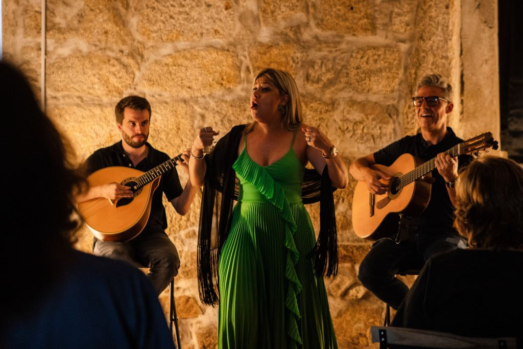 Oporto: A Casa do Fado - Sao Joao Novo