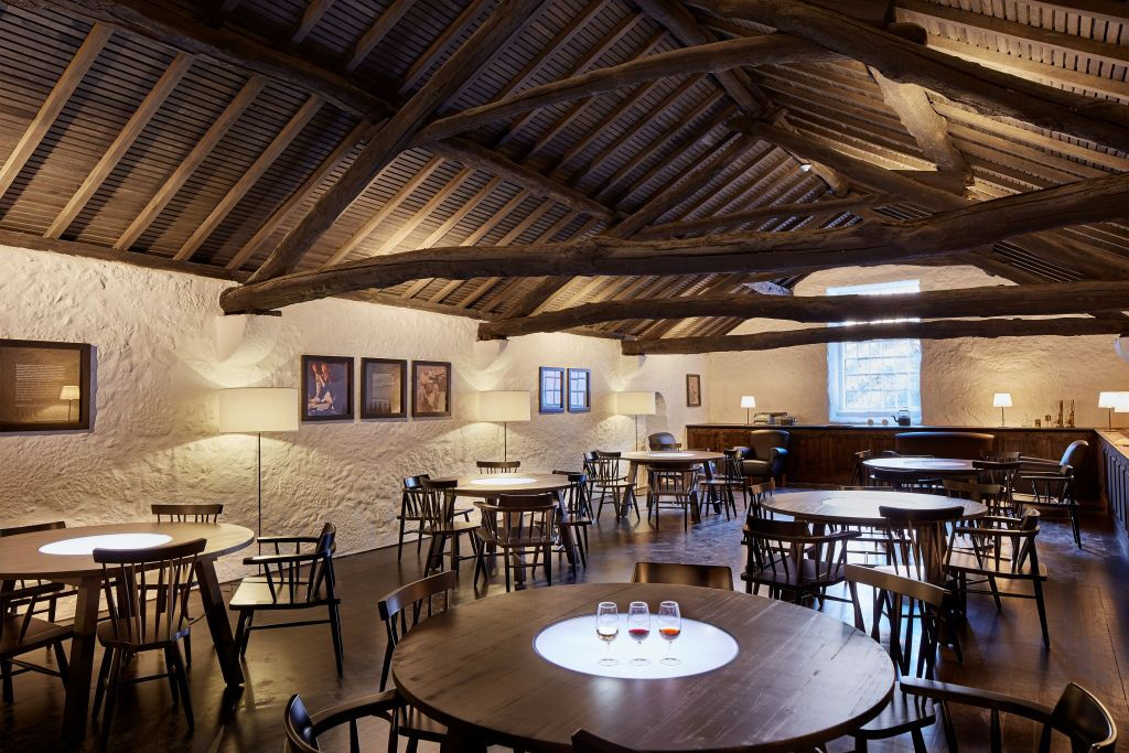 Cockburn's Cellars & John Smith's Room: Guided Tour & Wine Tasting