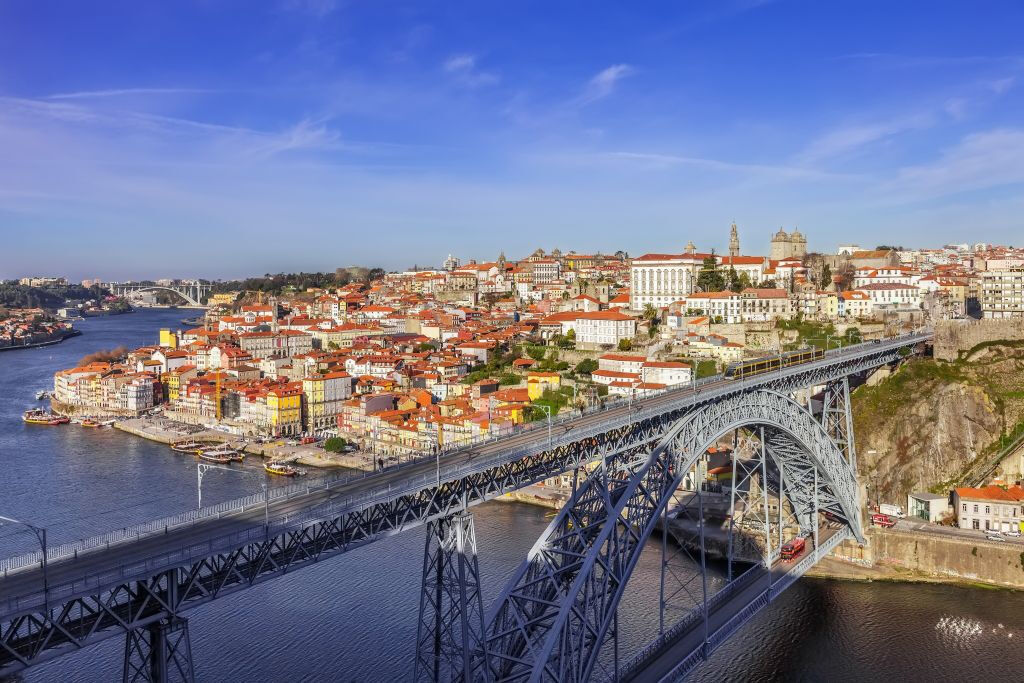 Oporto: Autobús Hop-on Hop-off de 48 horas + Crucero Fluvial
