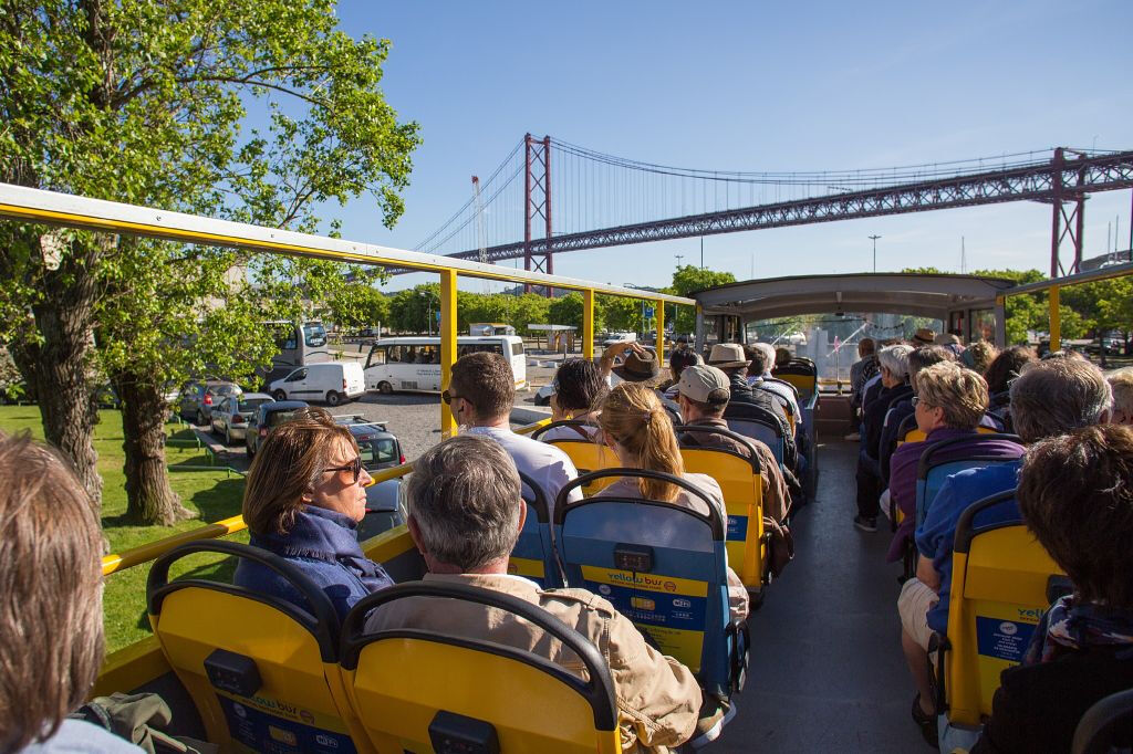 Yellow Bus Lisbon: Tour en bus turístico de 48 horas y tranvía histórico