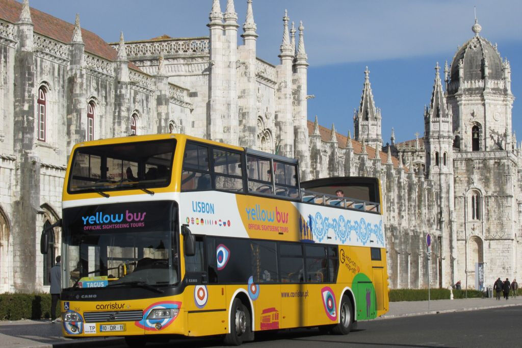 Yellow Bus Lisbon: Tour en bus turístico de 48 horas y tranvía histórico