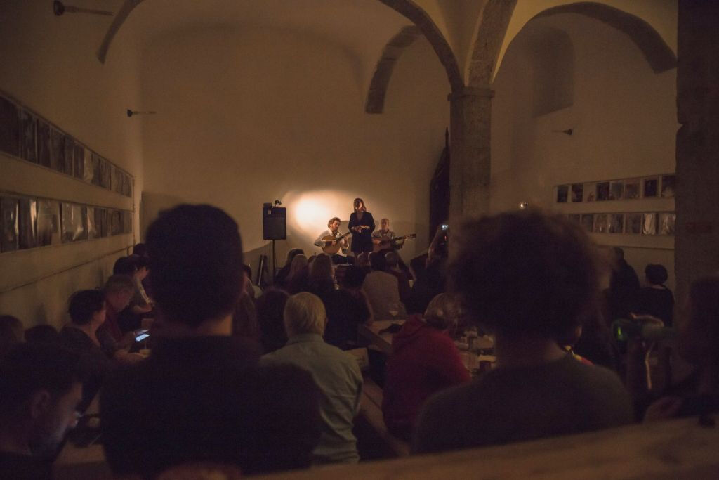 Associação Fado do Casto: Espectáculo de Fado con Cena