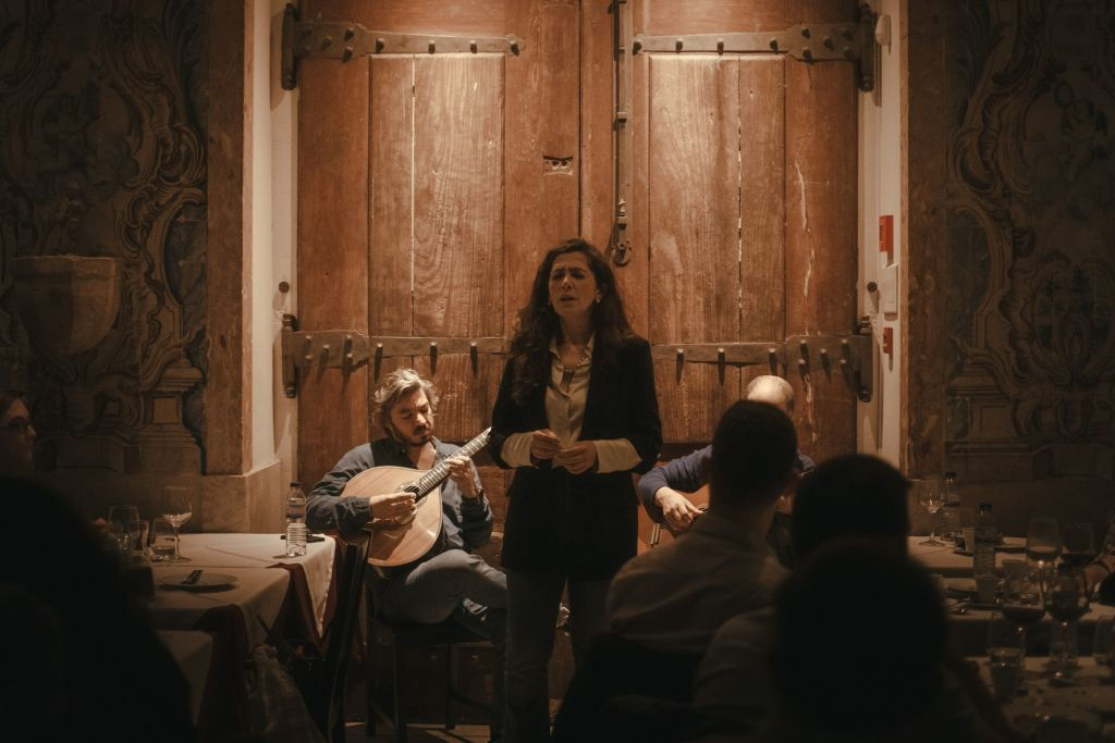 Mesa de Frades : Spectacle de fado traditionnel avec dîner