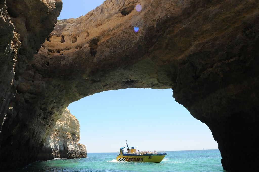 Excursión en lancha de cuevas y observación de delfines desde Albufeira