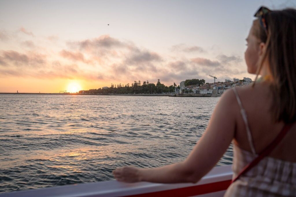 Porto: Douro River Party Boat with Sunset Option