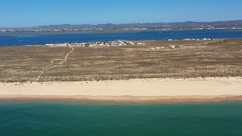 Ria Formosa: 3 Islands Boat Tour from Olhão