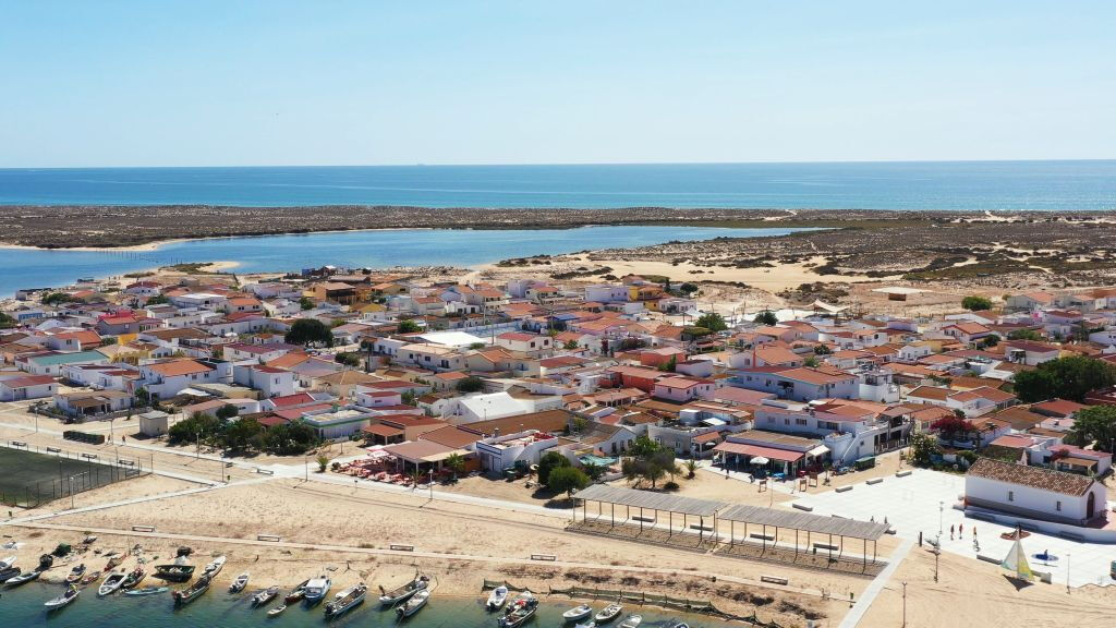 Ria Formosa: 3 Islands Boat Tour from Olhão