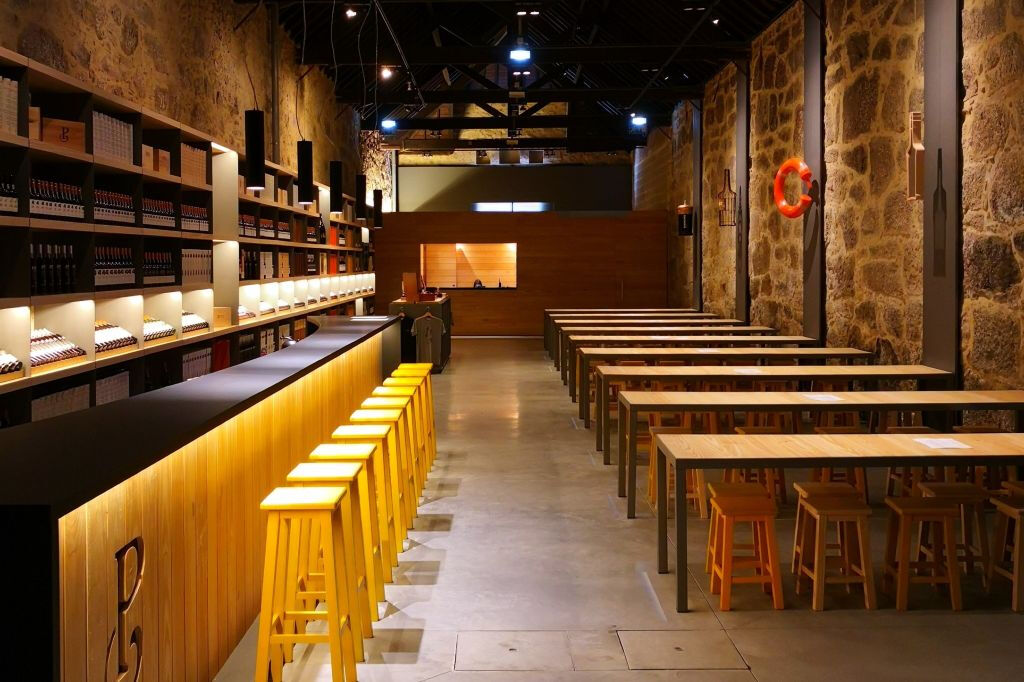 Cuevas Poças: Vinho do Porto & Pastel de Nata