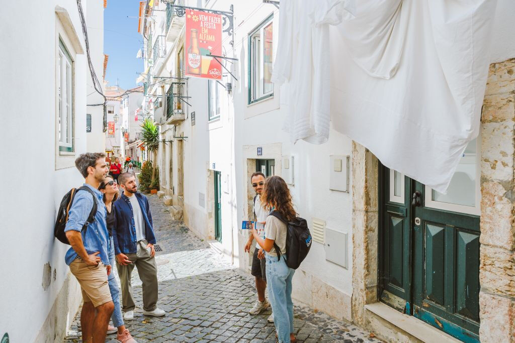 Best of Lisbon Walking Tour: Baixa, Chiado and Alfama