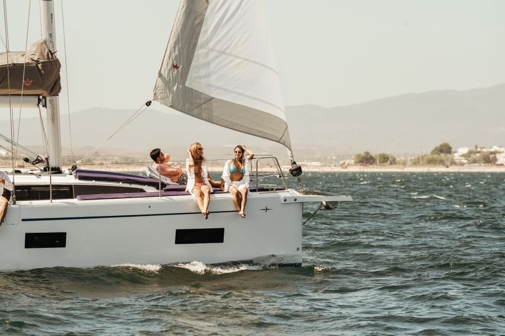 Algarve: Luxury Yacht Cruise From Portimão