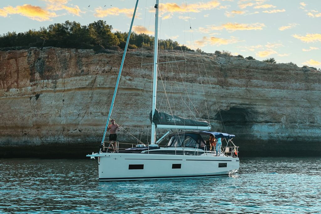 Algarve: Luxury Yacht Cruise From Portimão