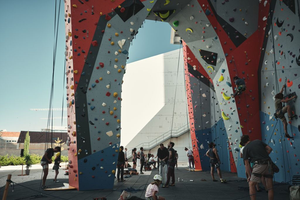 Lisbon: Climbing Experience at Escala25
