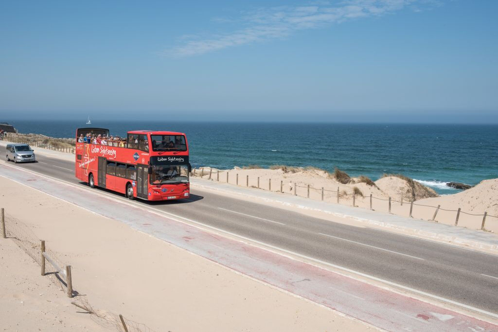 Gray Line: Lisbon & Cascais Hop-on Hop-off Bus & Boat Tour