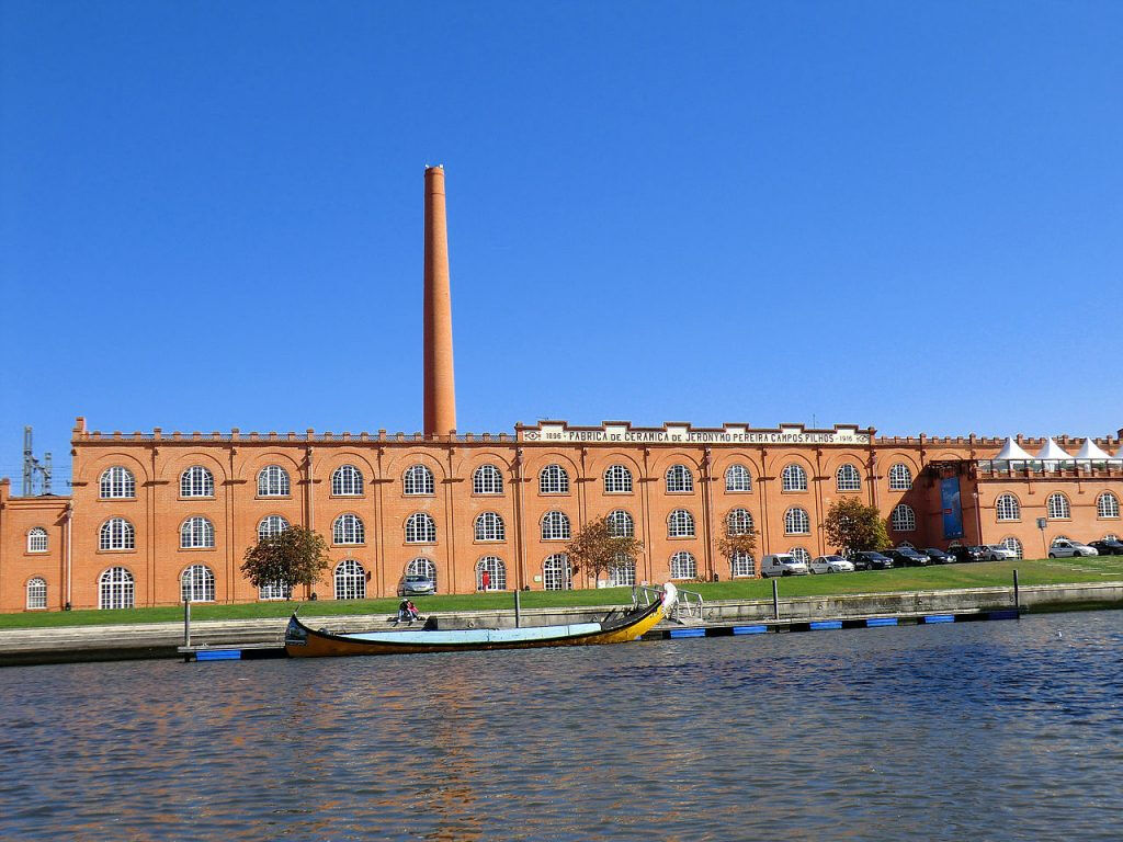 Aveiro: Tour de medio día desde Oporto con crucero