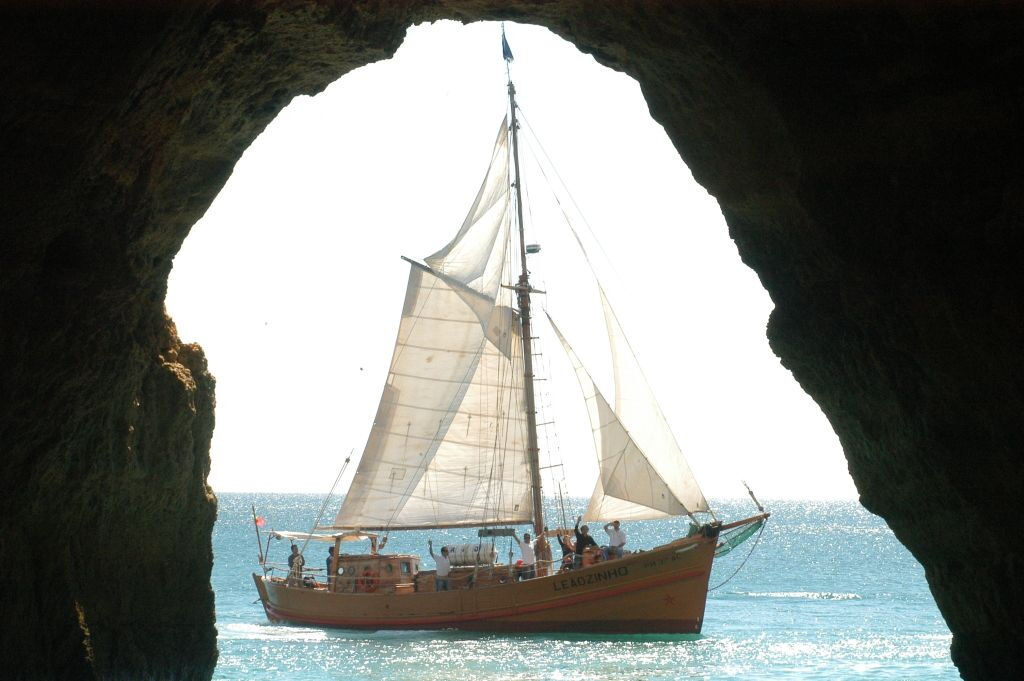 Crucero de día completo con barbacoa desde Albufeira