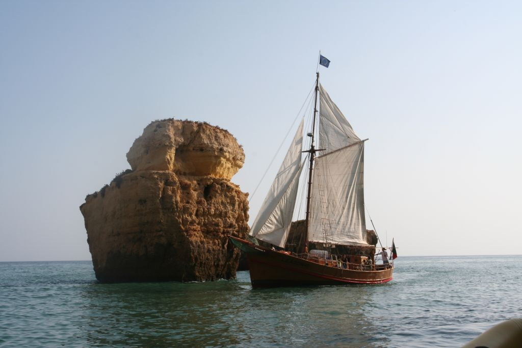 Crucero de día completo con barbacoa desde Albufeira