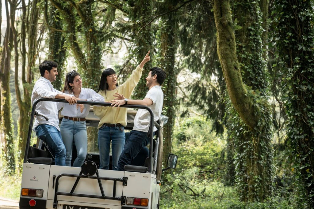 Sintra & Cabo da Roca: 4WD Jeep Tour from Lisbon