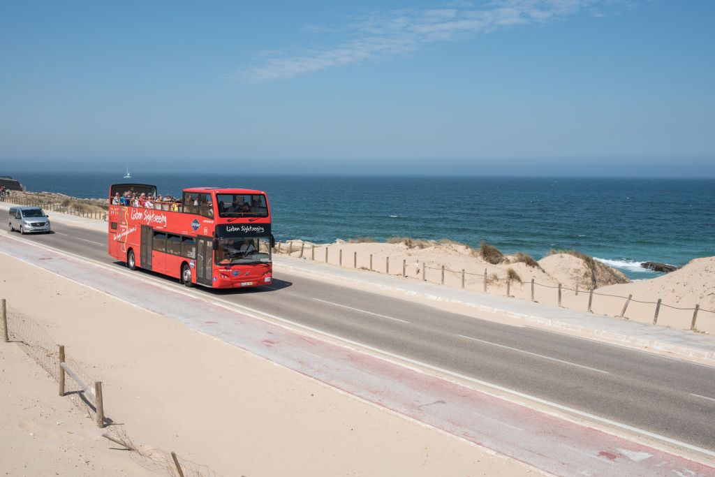 Gray Line: Belem, Oriente & Cascais Hop On Hop Off + bateau