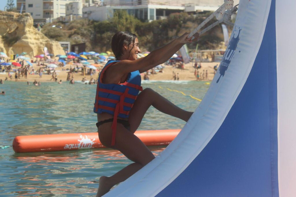 Armação de Pera: Ingresso para o Parque Aquático Inflável