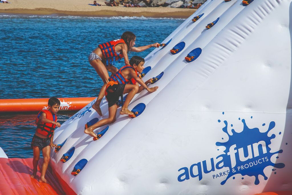 Armação de Pera: Ingresso para o Parque Aquático Inflável