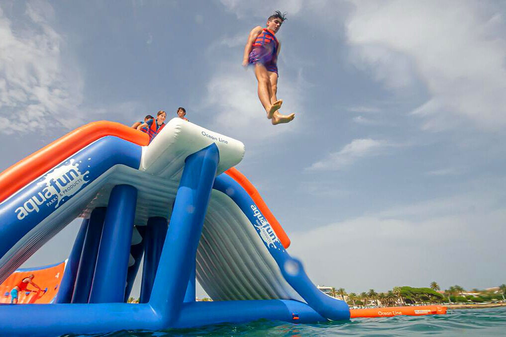 Armação de Pêra : Ticket d'entrée pour un parc aquatique gonflable