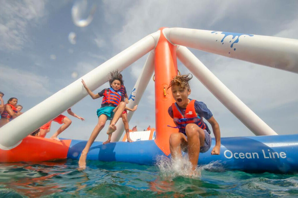 Armação de Pera: Ingresso para o Parque Aquático Inflável