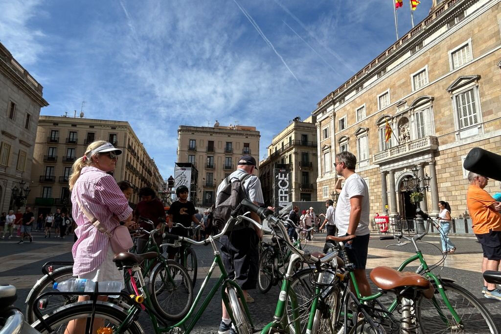 Barcelona City Bike Tour | Lo más destacado y las joyas ocultas