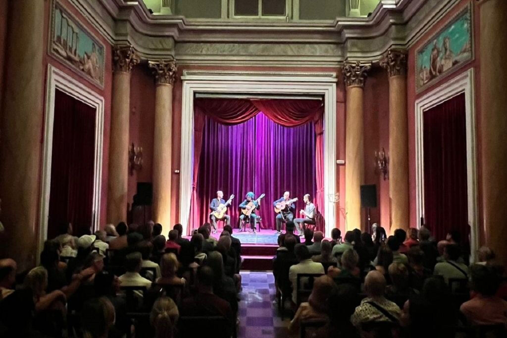 Barcelona: Guitar Trio & Flamenco Dance at Real Circulo