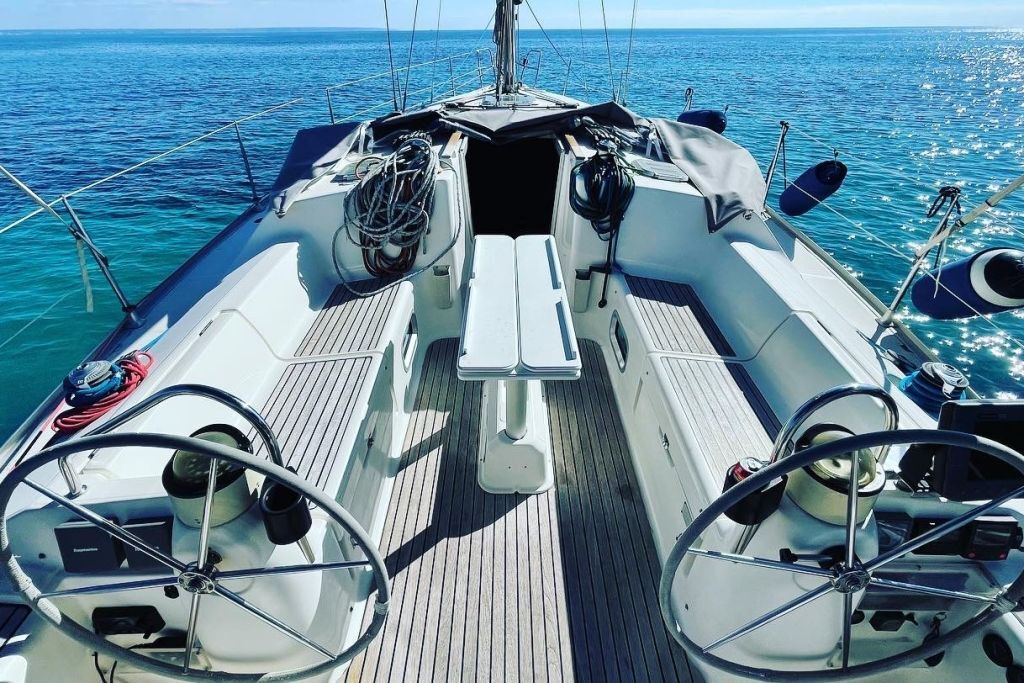 ¡Excursión privada en barco de vela con paella!