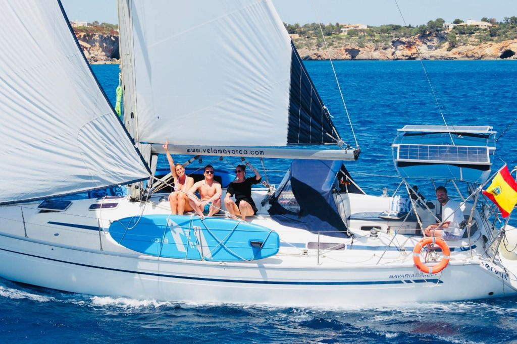 ¡Excursión privada en barco de vela con paella!