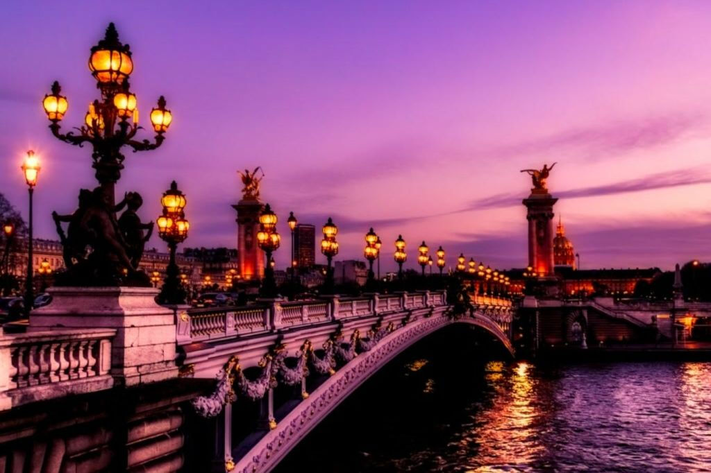 Parigi: Tour turistico con audioguida