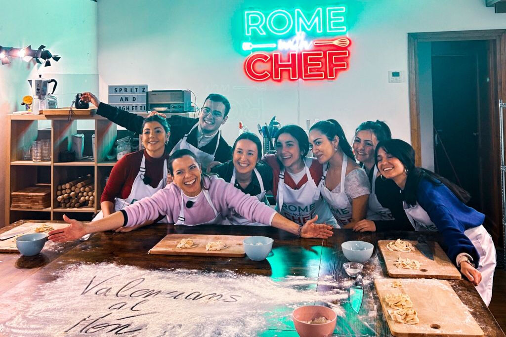 Aula de culinária com Spritz e espaguete