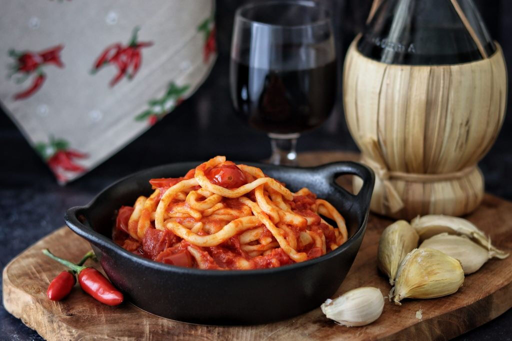Civita di Bagnoregio, Montepulciano et Orvieto : Circuit au départ de Rome + Déjeuner et vin