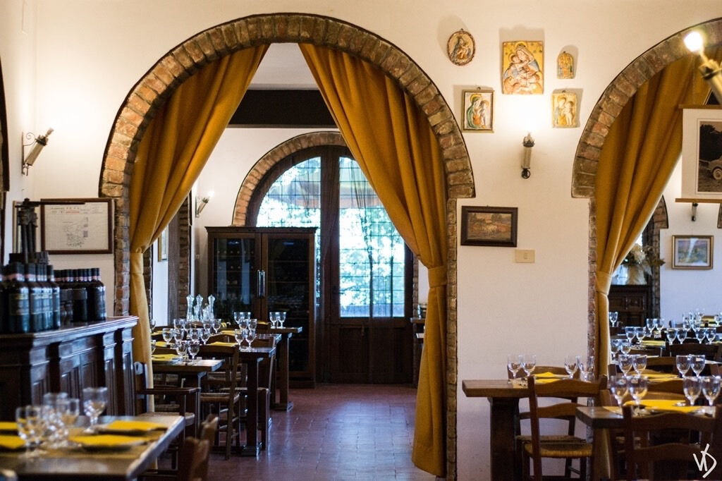 Civita di Bagnoregio, Montepulciano et Orvieto : Circuit au départ de Rome + Déjeuner et vin