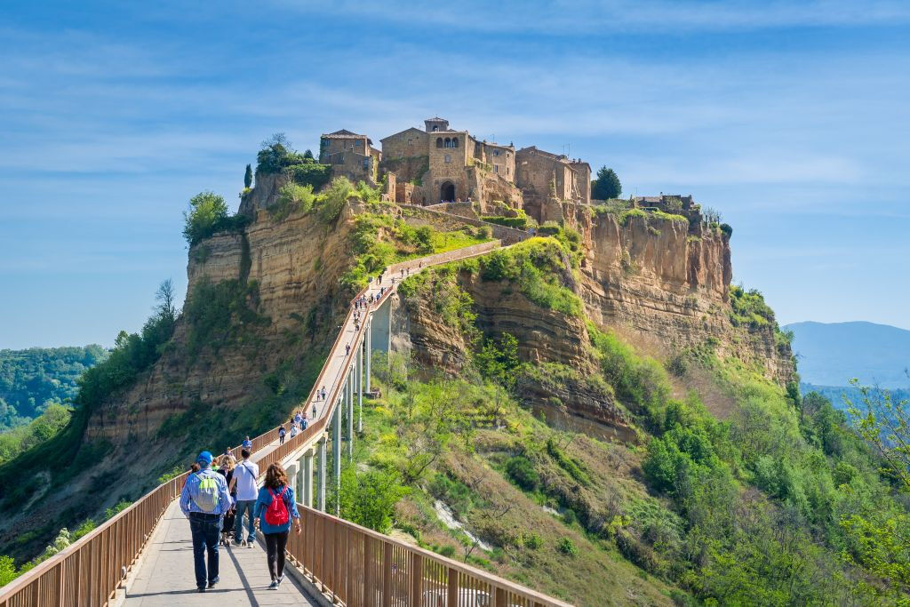 Civita di Bagnoregio, Montepulciano et Orvieto : Circuit au départ de Rome + Déjeuner et vin