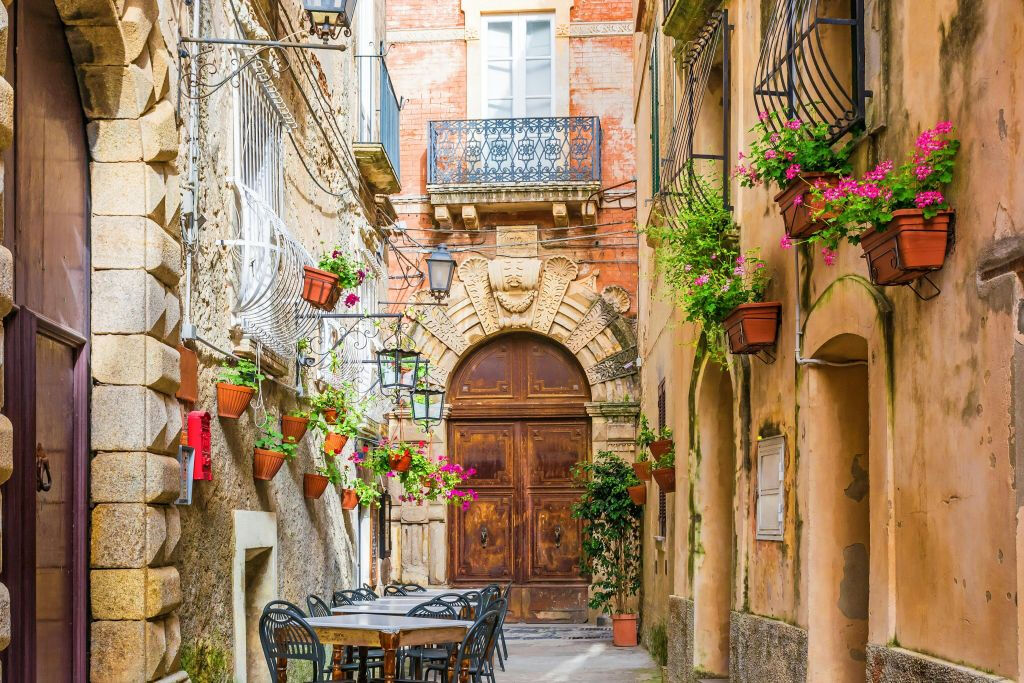 Pompeii & Positano: Small-Group Day Trip from Rome + Limoncello Tasting